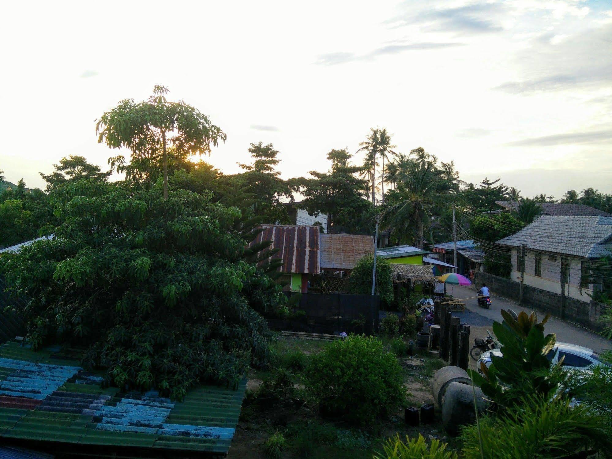 Cha-Cha Hotel Ko Lanta Exterior foto